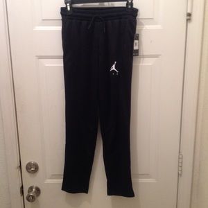 Boys medium Jordan pants 10-12 yrs old